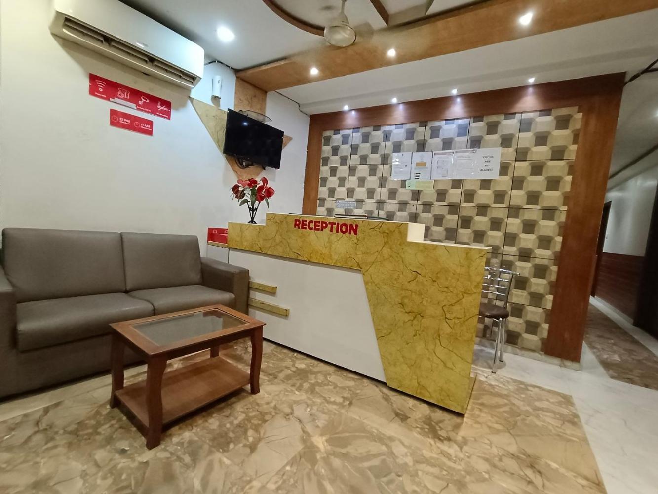 Hotel Time Gold Near Domestics Airport Mumbai Exteriör bild